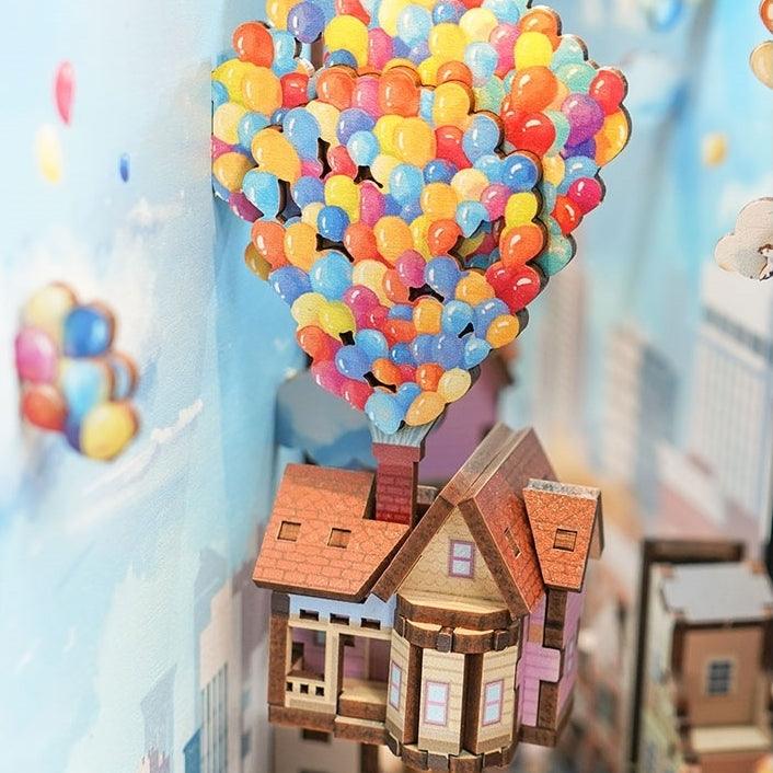 Balloon Home Book Nook